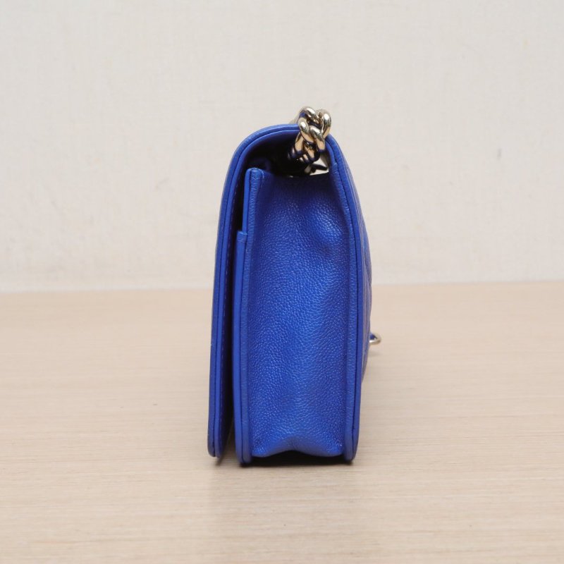 CHANEL LeboyWOC19藍色荔枝牛皮31開金扣肩背包-4