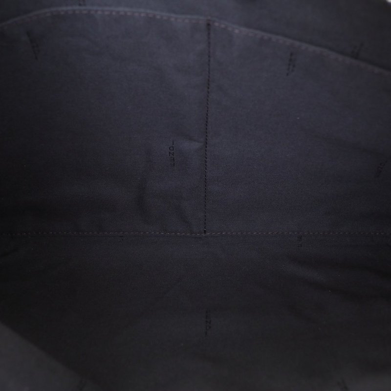 FENDI 老花牛皮帆布銀扣FF斜挎包36牛角包/肩背包-2