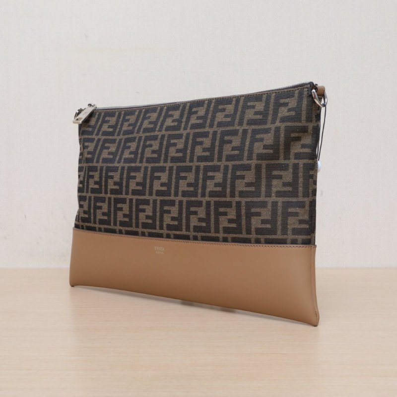 FENDI 老花牛皮帆布銀扣FF斜挎包36牛角包/肩背包-3