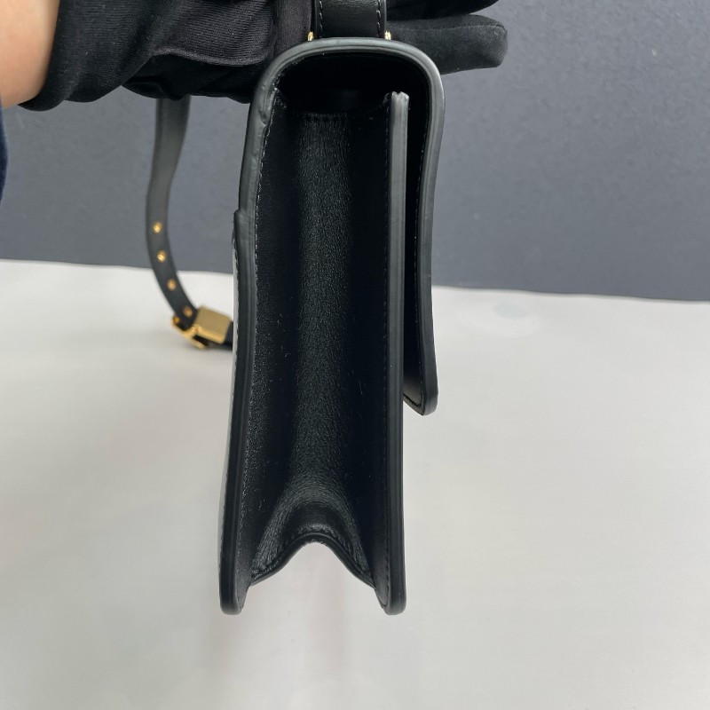 Dior迪奧 黑色全皮金扣Montaigne蒙田30 肩背包-12