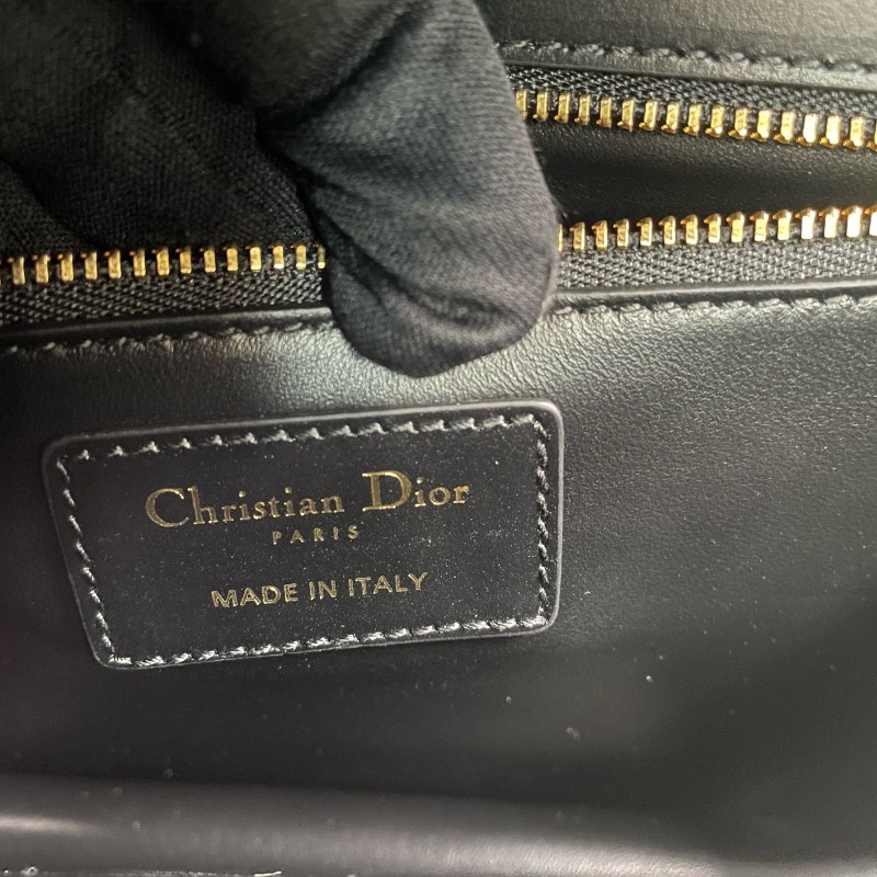 Dior迪奧 黑色全皮金扣Montaigne蒙田30 肩背包-21