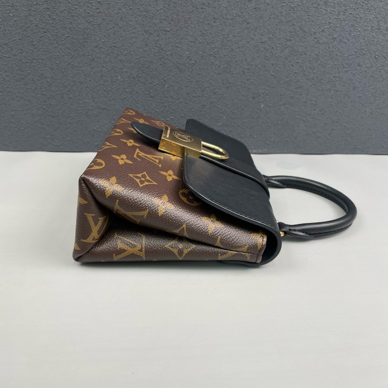 LV路易威登 老花拼黑色Locky BB鎖頭包 肩背包-3