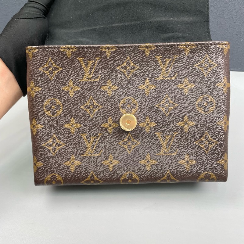 LV路易威登 老花拼黑色Locky BB鎖頭包 肩背包-13