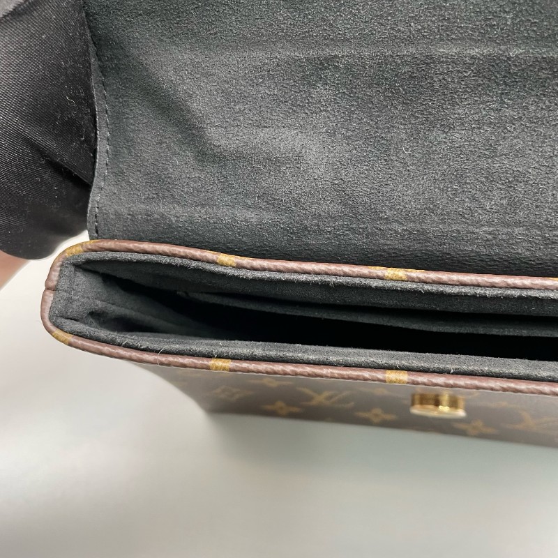 LV路易威登 老花拼黑色Locky BB鎖頭包 肩背包-15