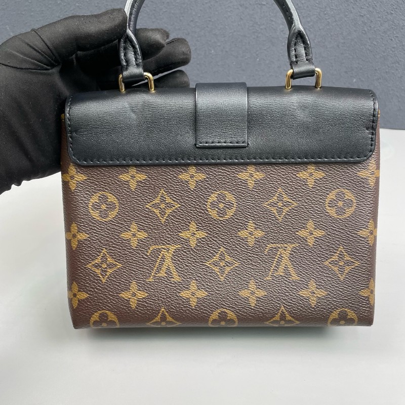 LV路易威登 老花拼黑色Locky BB鎖頭包 肩背包-26