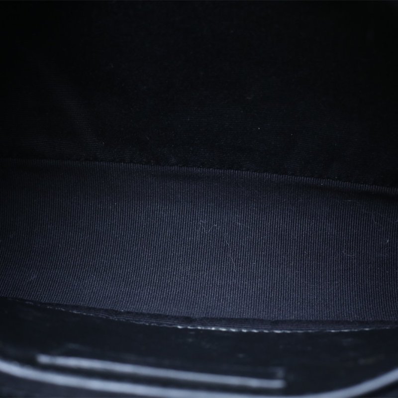 SAINT LAURENT NikiMini21黑色牛皮黑扣肩背包-2