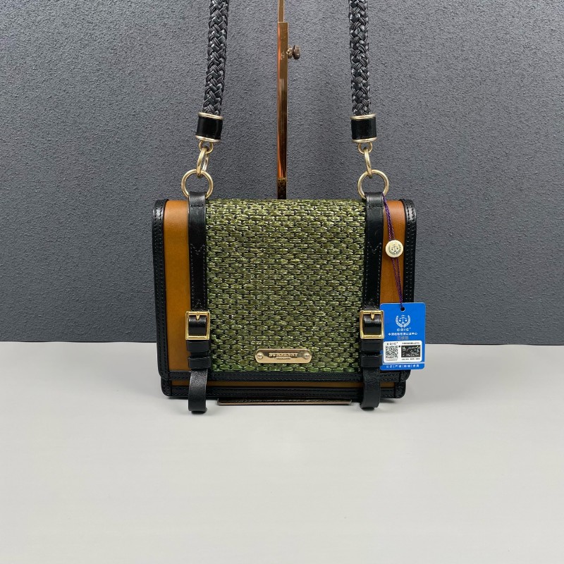 Burberry 藤編拼牛皮拼色肩背包-0