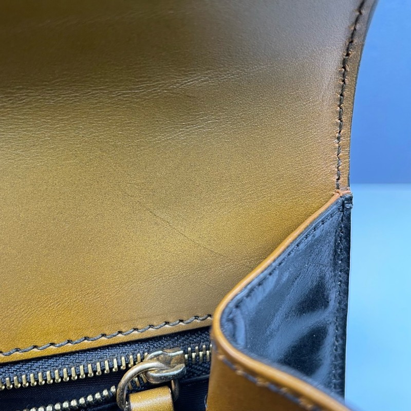 Burberry 藤編拼牛皮拼色肩背包-18