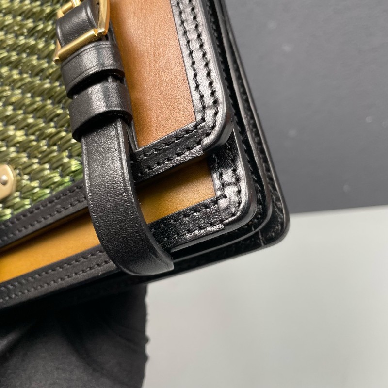 Burberry 藤編拼牛皮拼色肩背包-20