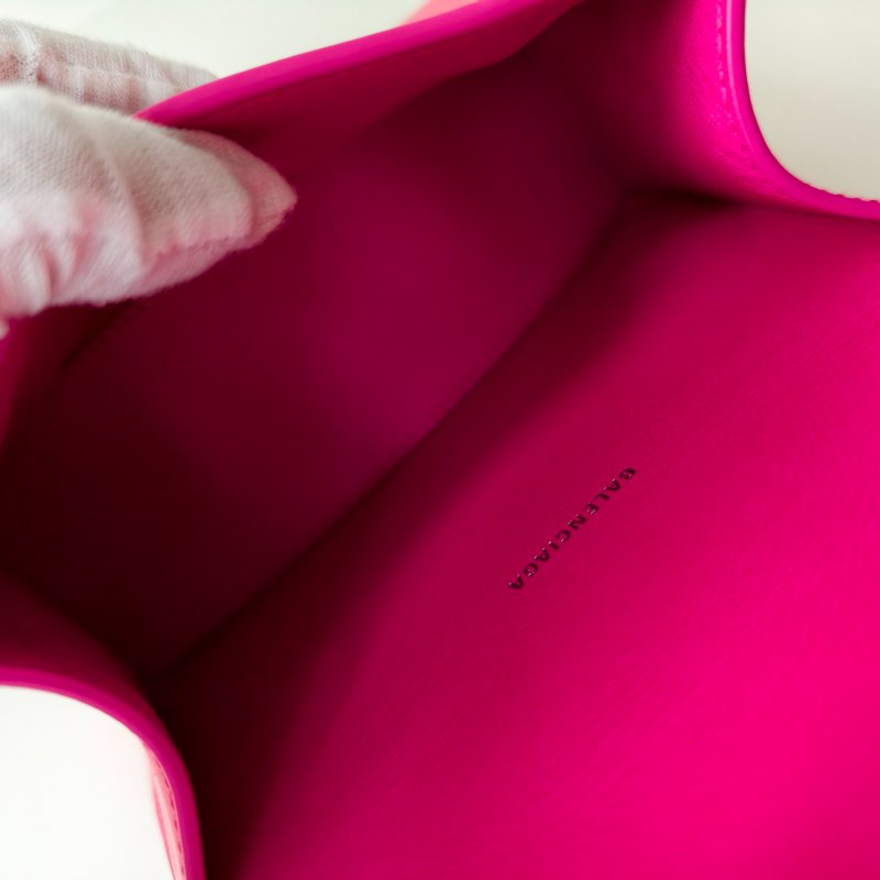 Balenciaga 巴黎世家 粉紅色沙漏牛皮斜挎包 超小號-8