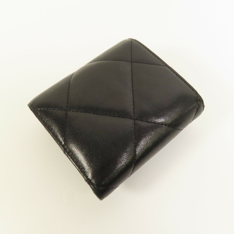 CHANEL 羊皮皮革C19 Wallet金扣錢包-4