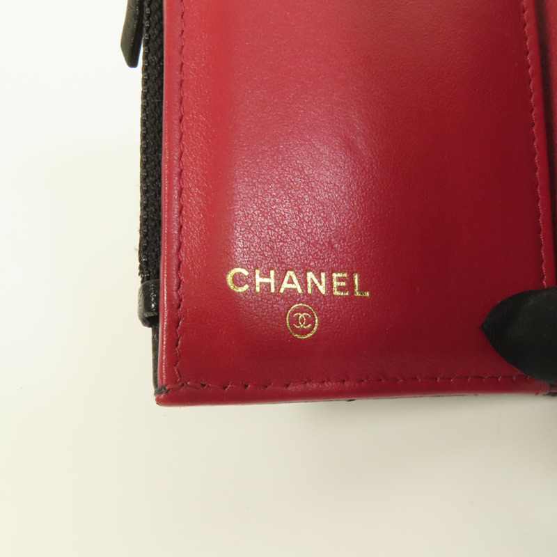 CHANEL 羊皮皮革C19 Wallet金扣錢包-7