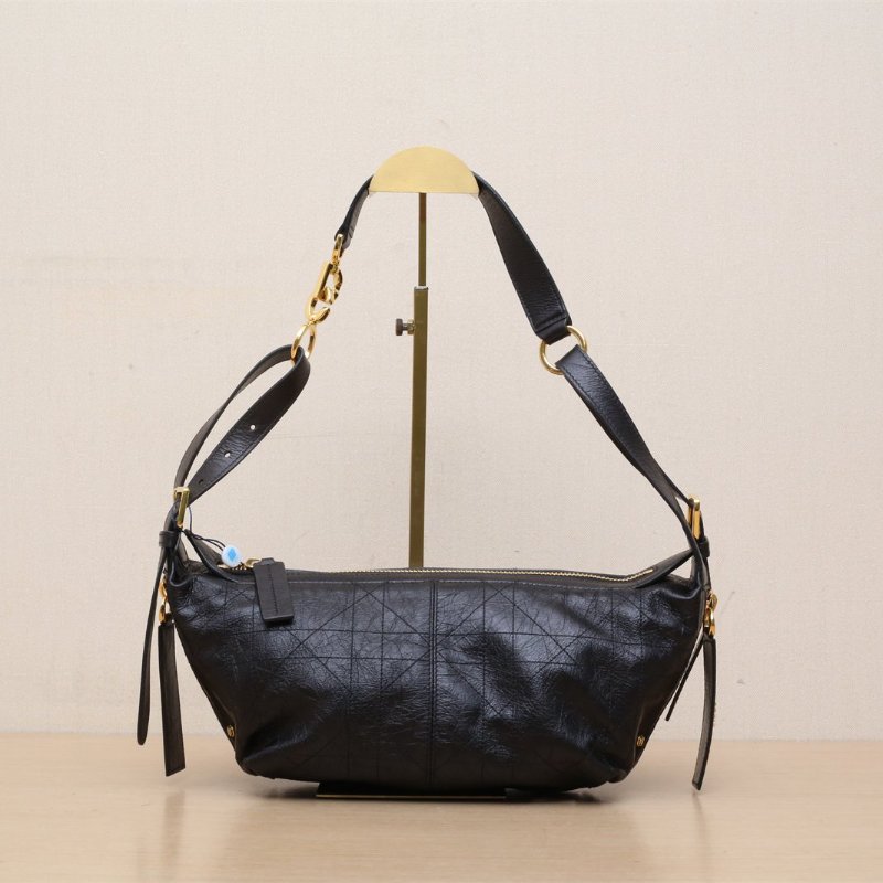 DIOR D-journey小號23黑色牛皮金扣2025肩背包-1