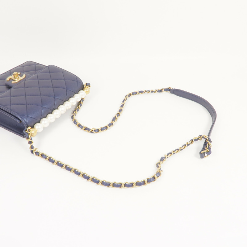 CHANEL 牛皮皮革Chain Shoulder金扣肩背袋-4