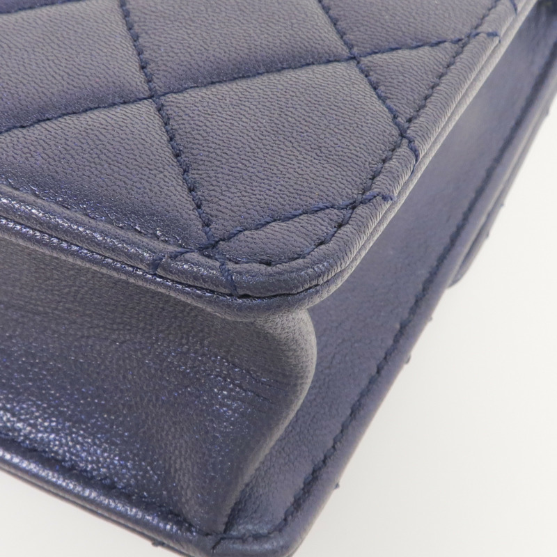 CHANEL 牛皮皮革Chain Shoulder金扣肩背袋-9