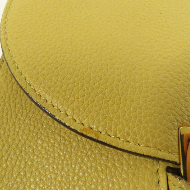 CELINE 牛皮皮革Trotteur金扣肩背袋-16