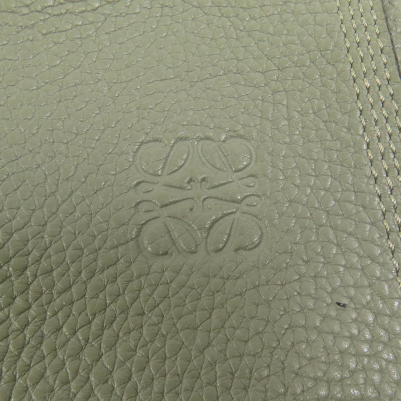 LOEWE 牛皮皮革Military Messenger銀扣肩背袋-6