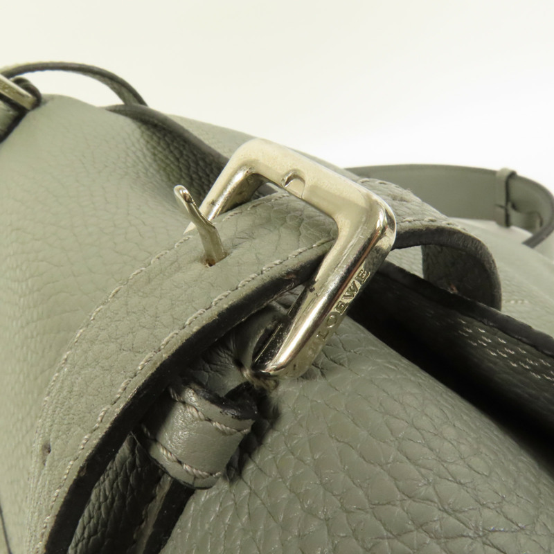 LOEWE 牛皮皮革Military Messenger銀扣肩背袋-7