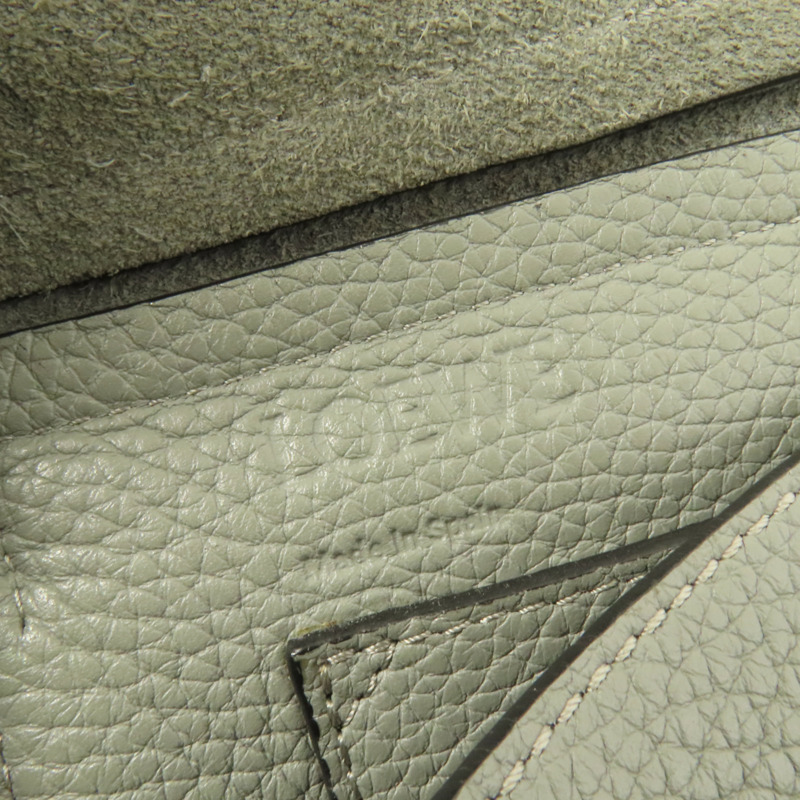 LOEWE 牛皮皮革Military Messenger銀扣肩背袋-9