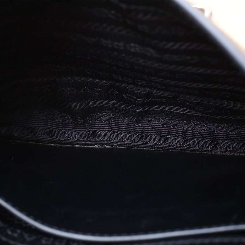 PRADA 黑色牛皮鉚釘宮廷系列鏈條包肩背包-2