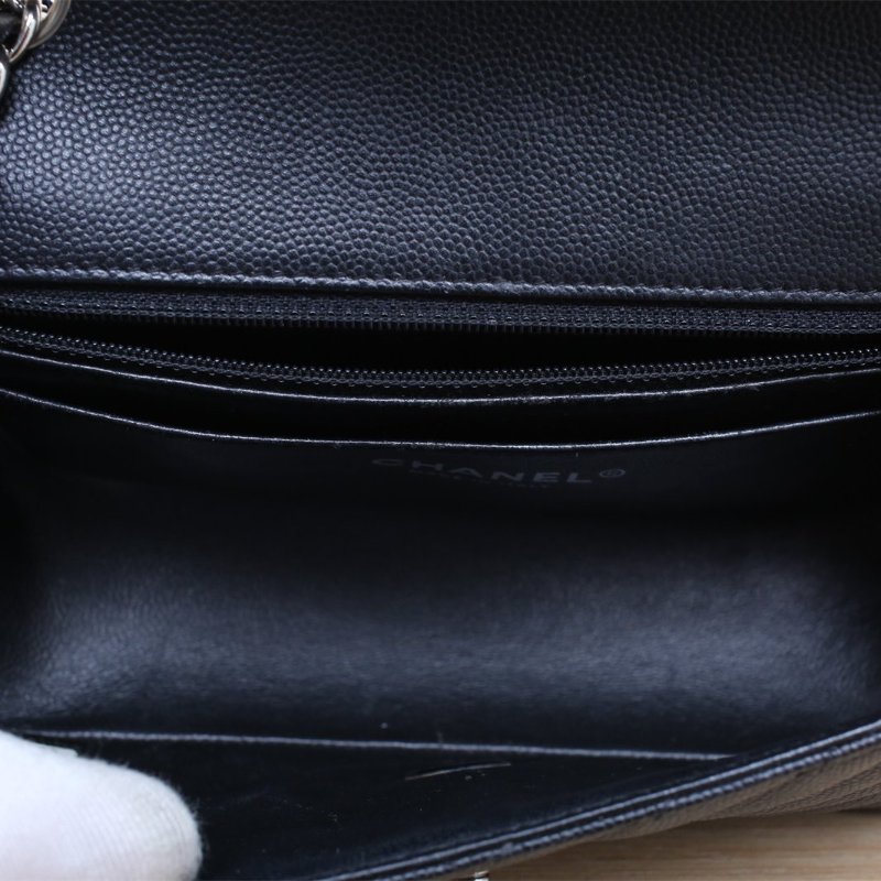 CHANEL CF口蓋包大Mini20黑色荔枝牛皮25開銀扣V紋肩背包-3