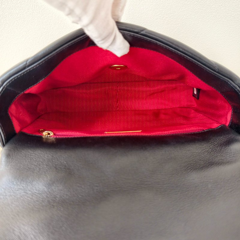 Chanel 香奈兒 19bag 黑色羊皮小號單肩包斜挎包 30開有卡2020年-8