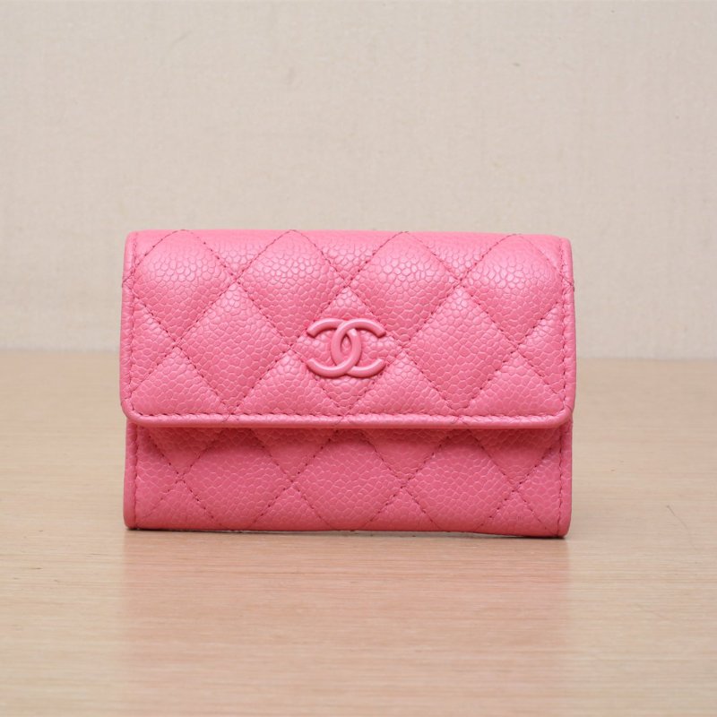 CHANEL 粉色荔枝牛皮29開銀扣卡包肩背包-1