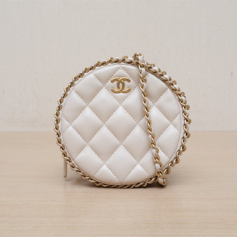 CHANEL COCO鏈條圓餅包粉色牛皮30開金扣肩背包-1