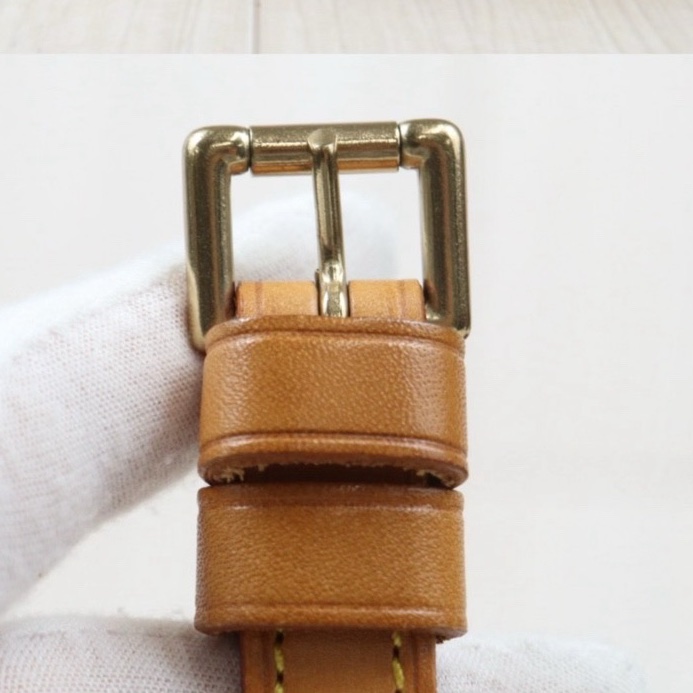 LV 開口笑斜背包-10