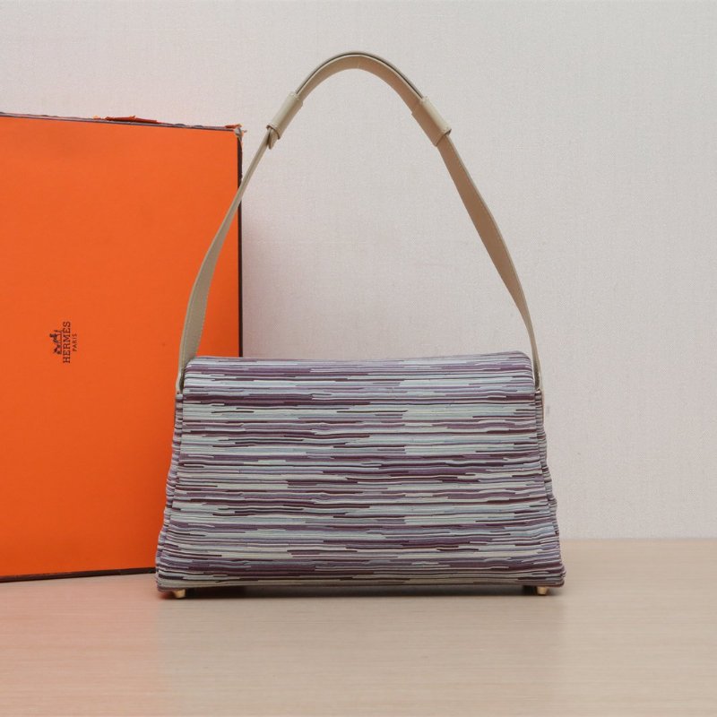 HERMES 3C羊毛白Vibrato羊切皮框E金扣Garonne腋下Hobo肩背包-0