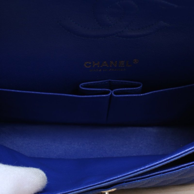 CHANEL CF口蓋包中號25.5藍色緞面18開磨砂金扣肩背包-4