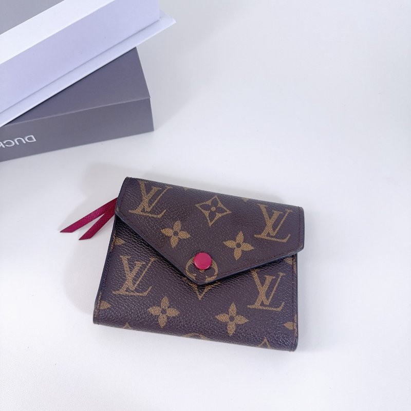 LV 路易威登 豆豆錢包 玫紅色內裡-0