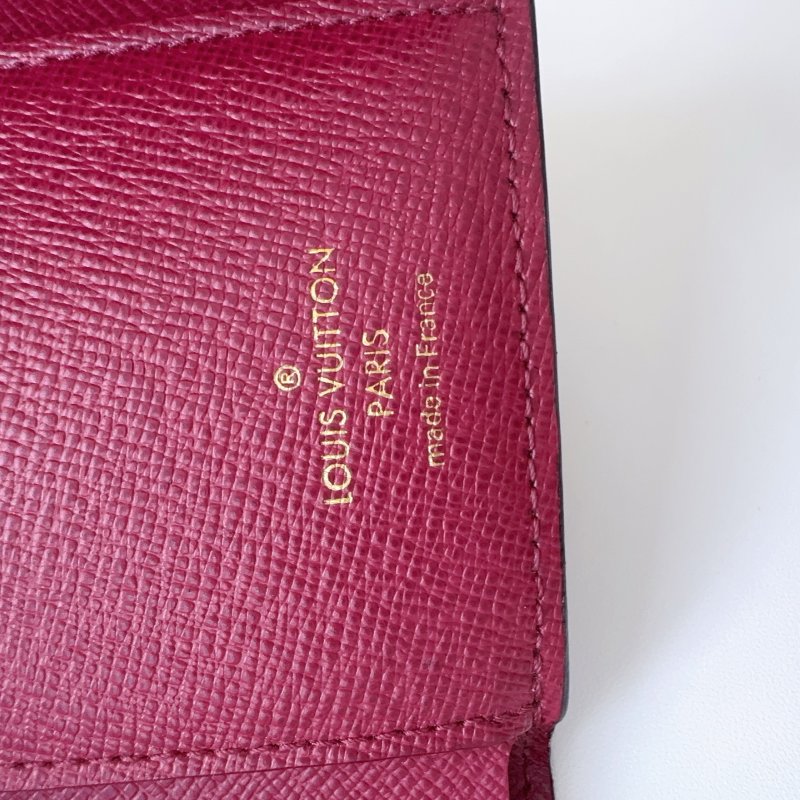 LV 路易威登 豆豆錢包 玫紅色內裡-6