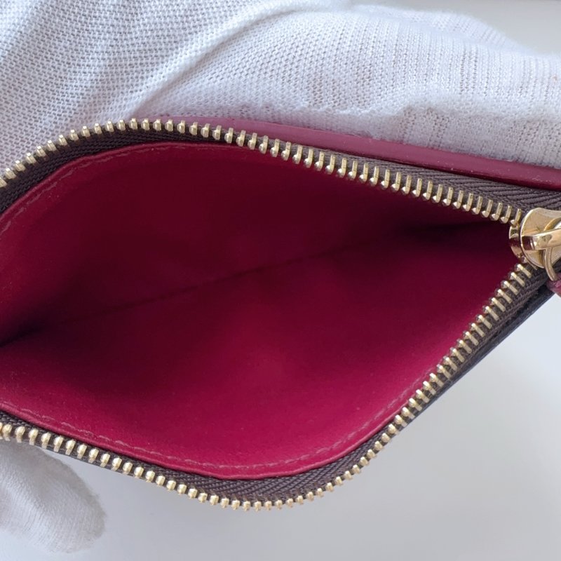 LV 路易威登 豆豆錢包 玫紅色內裡-7