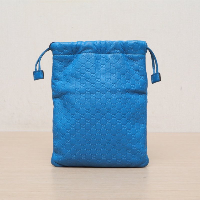 GUCCI 藍色羊皮壓紋收納包肩背包-1