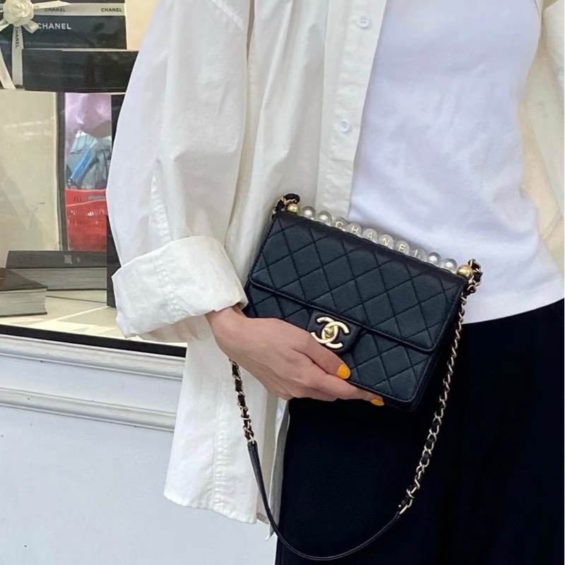 Chanel CF 珍珠鏈logo翻蓋包/肩背包-0