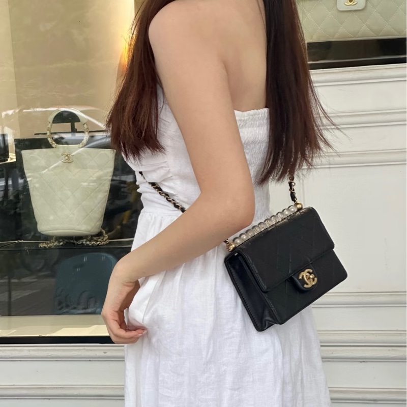 Chanel CF 珍珠鏈logo翻蓋包/肩背包-1