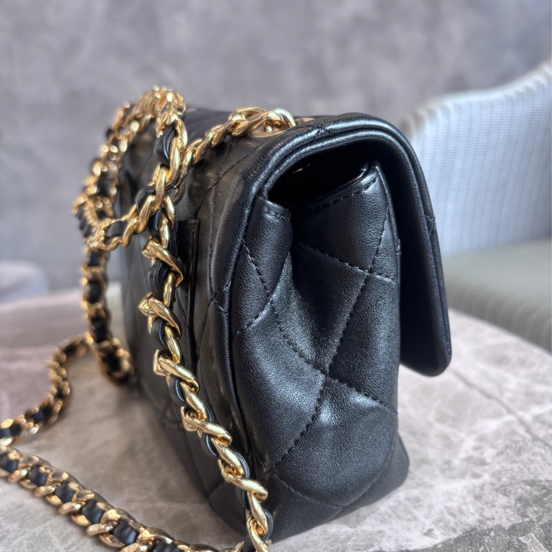 Chanel 23c 圓環把手方胖晚宴包-3