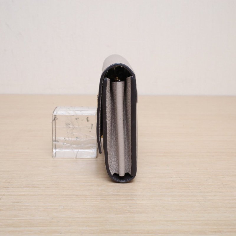 LOUIS VUITTON 灰色牛皮2017Capucines長款錢包肩背包-4