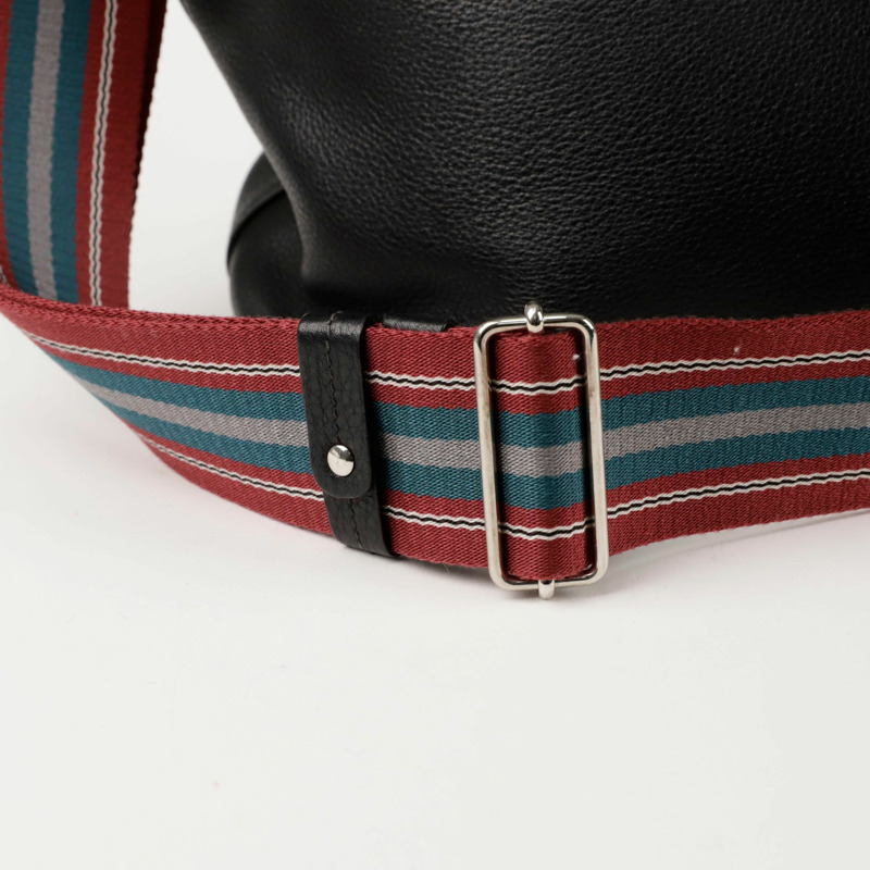 PRADA 1BE023 水桶斜背包-4