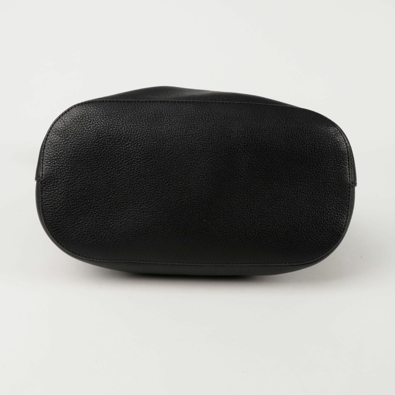 PRADA 1BE023 水桶斜背包-6