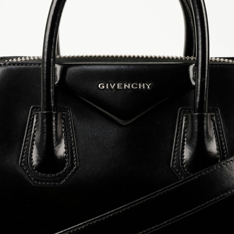 GIVENCHY Antigona 小號手提單肩包 BB05117014-1