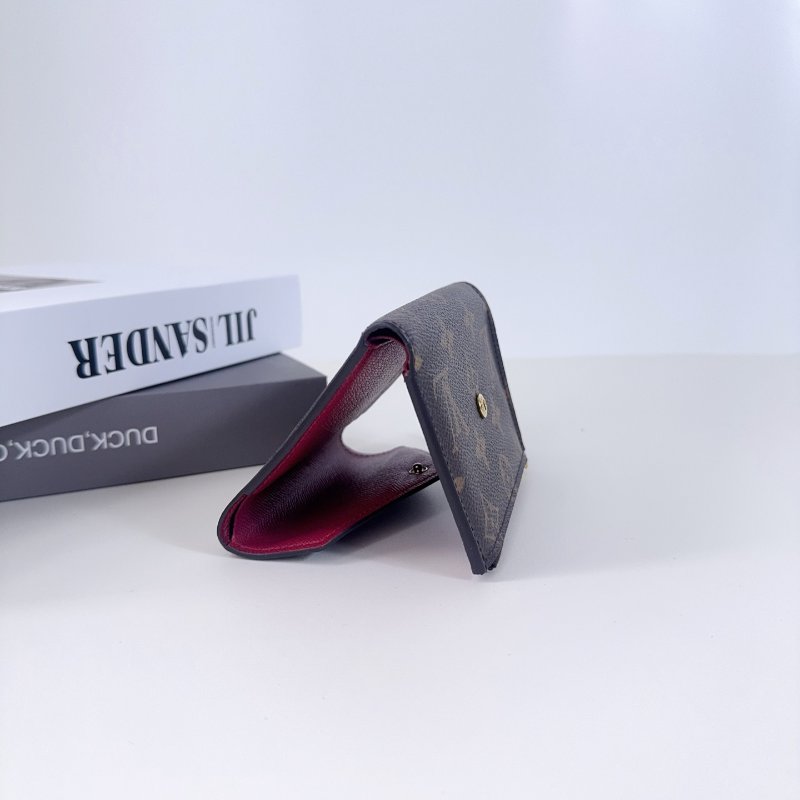 LV 路易威登 豆豆短款錢包 粉紅色內裡-3