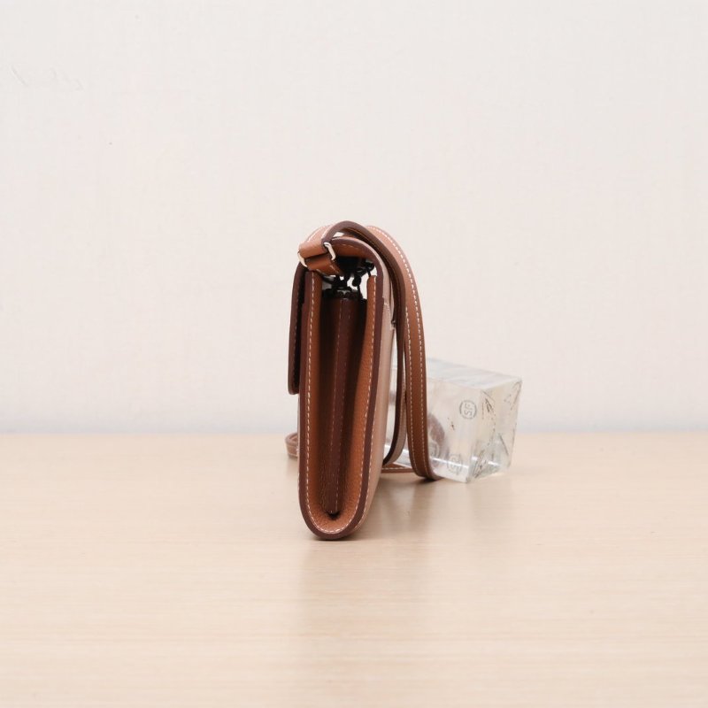 HERMES Constance康康LONGTOGO肩帶長款錢包37金棕色EC皮W刻銀扣肩背包-4