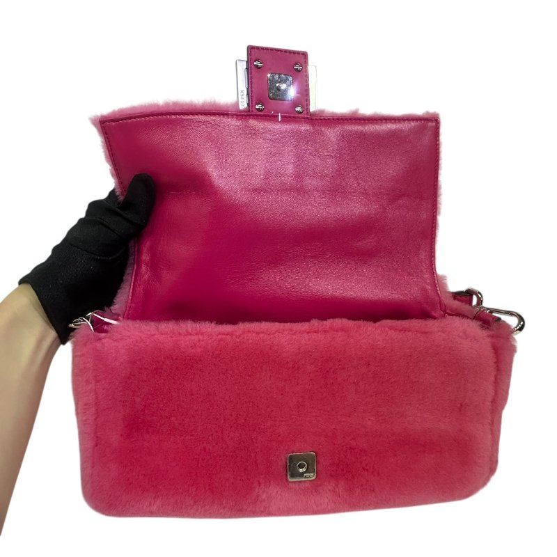 【美收精品】Fendi 桃粉紅色毛毛肩背包 4-479-12