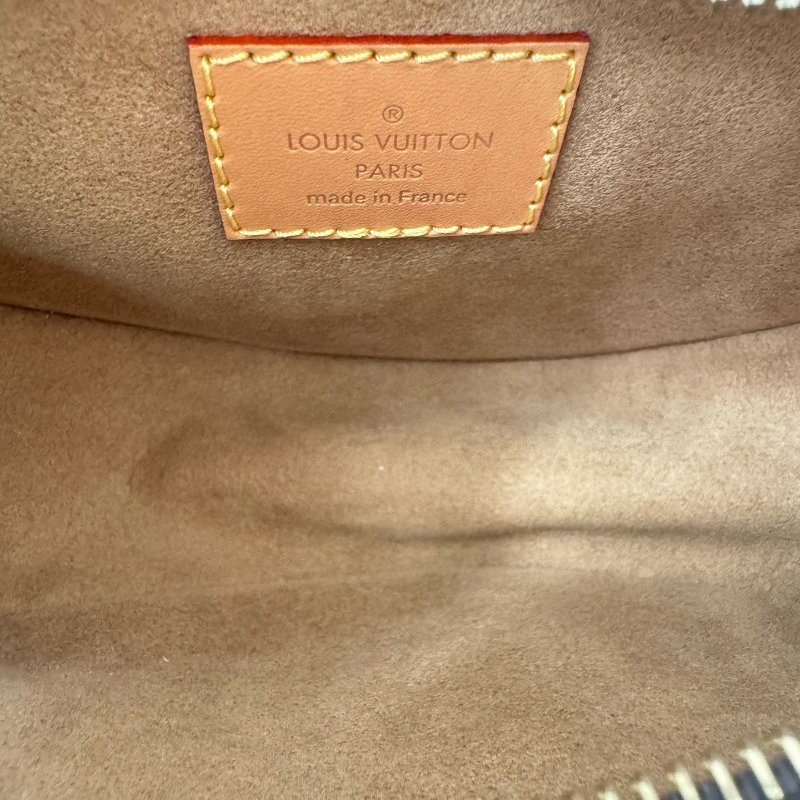 LV 路易威登 豌豆包 /月亮包 晶片 98新-8