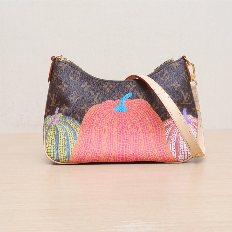 LOUIS VUITTON 老花PVC晶片BOULOGNE牛角包可拆卸肩帶南瓜圖案肩背包-1