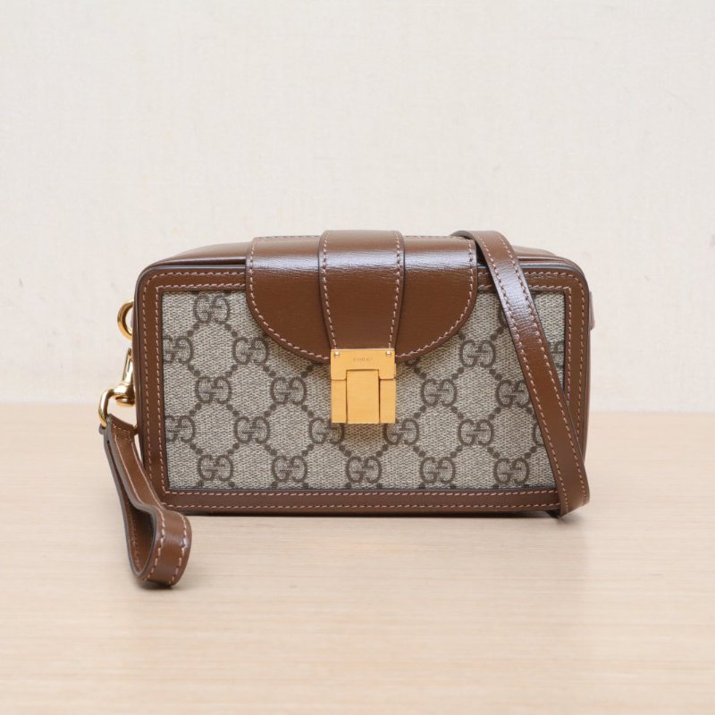 GUCCI GGSupreme搭扣相機盒子包Mini18烏木色PVC金扣肩背包-1
