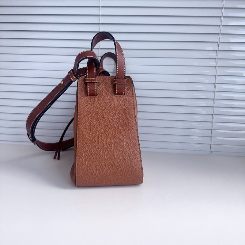 Loewe 羅意威 小號吊床 棕色-2