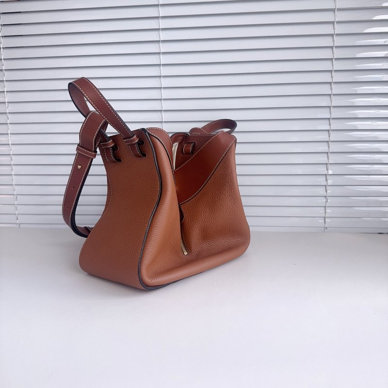 Loewe 羅意威 小號吊床 棕色-3